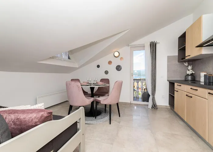 Tina 2 By Interhome *